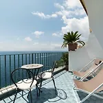 Szálloda Il Nido Amalfi
