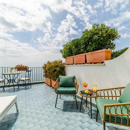 Szálloda Il Nido Amalfi